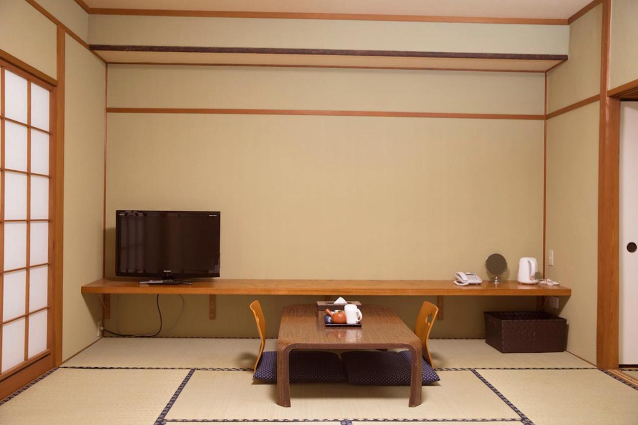Fuji Hokin Kaikan Hotel Yamanakako Exterior photo