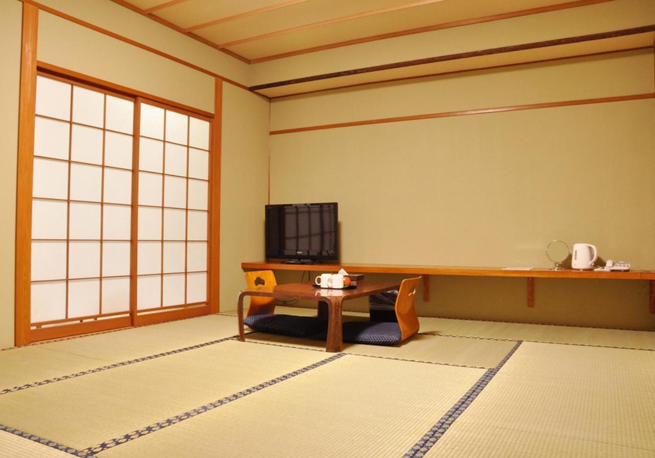 Fuji Hokin Kaikan Hotel Yamanakako Exterior photo